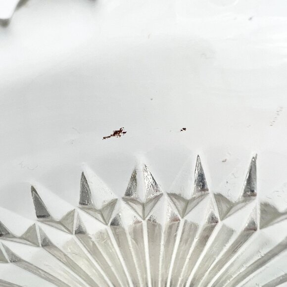 Vintage Clear Glass Footed Candy Dish With Scalloped Edge & Floral Design - Picture 3 of 6